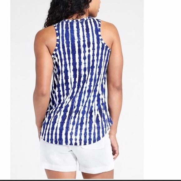 New Athleta tank top. Only worn once - Picture 2 of 6